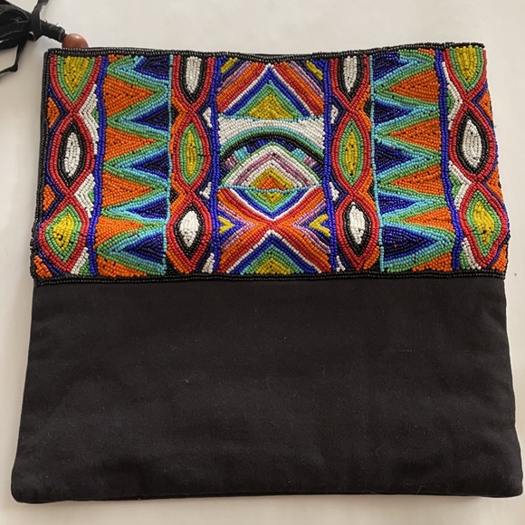 Gorgeous beaded clutch from Aldo - Picture 9 of 9